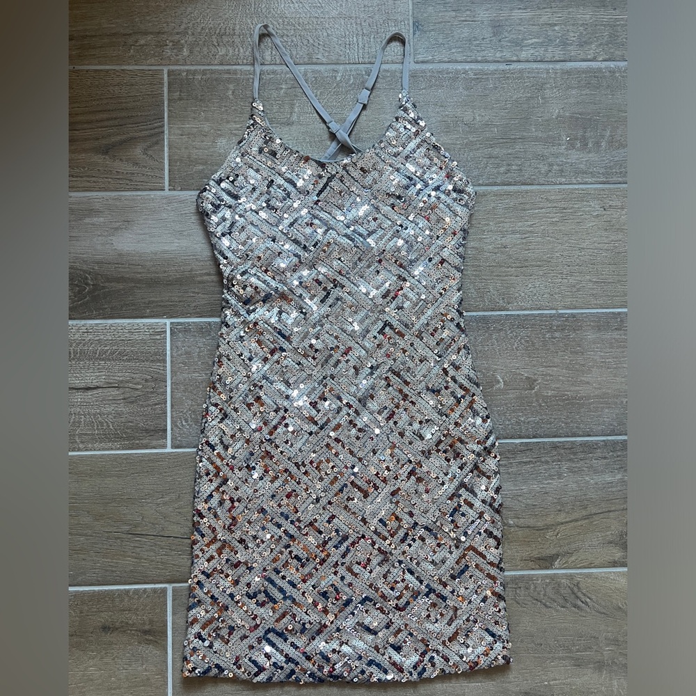 WYLDER Women’s Silver Sequined Mini Dress XS